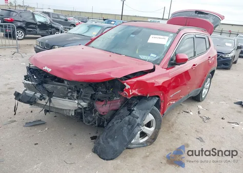 2019 Jeep Compass Latitude 4X4 z USA, uszkodzony, nr VIN 3C4NJDBB3KT597014